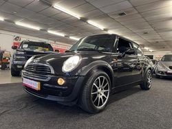 Zwart Gebruikt 2003 Mini ONE Salt Hatchback | € 1.995 (Eerlijke prijs)