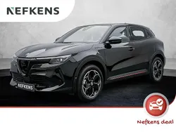 Zwart Nieuw 2024 Alfa Romeo Junior Edizione Speciale SUV | € 44.470