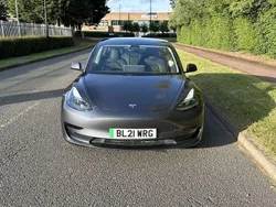 Gebruikt 2021 Tesla Model 3 Standard Range Plus Sedan | € 22.500 (Super prijs)