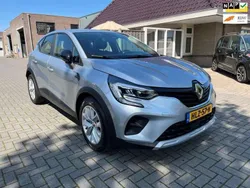 Zilver, metallic lak Gebruikt 2021 Renault Captur Business SUV | € 15.950 (Goede deal)