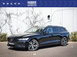 Zwart Gebruikt 2022 Volvo V60 Plus Stationwagen | € 41.694 (Eerlijke prijs)