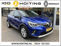 Blue extreme / noir nacre (blauw metallic) Gebruikt 2020 Renault Captur Intens SUV | € 18.950 (Eerlijke prijs)