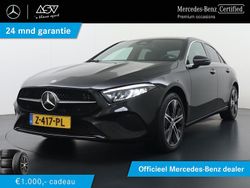 Zwart Gebruikt 2024 Mercedes A250 Luxury Sedan | € 39.440 (Iets duurder)