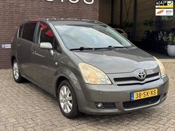 Grijs Gebruikt 2006 Toyota Verso MPV | € 4.490 (Goede deal)