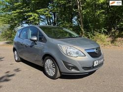 Grijs Gebruikt 2012 Opel Meriva Cosmo MPV | € 4.950 (Eerlijke prijs)