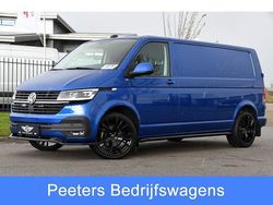 Blauw (metallic) Gebruikt 2023 VW T6.1 Edition Van | € 34.995 (Super prijs)