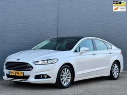 Wit, metallic lak Gebruikt 2015 Ford Mondeo Titanium Hatchback | € 8.950