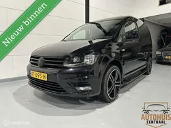 Zwart Gebruikt 2016 VW Caddy Highline MPV | € 13.950 (Iets duurder)