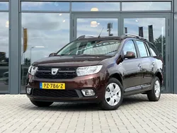 Bruin Gebruikt 2017 Dacia Logan MCV Lauréate Stationwagen | € 8.740 (Iets duurder)
