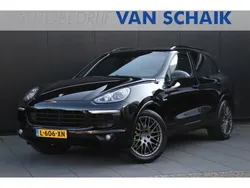 Zwart Gebruikt 2016 Porsche Cayenne Platinum Edition SUV | € 38.950 (Eerlijke prijs)