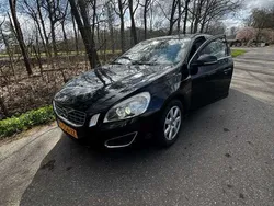 Zwart Gebruikt 2013 Volvo V60 Summum Stationwagen | € 12.000 (Duur)