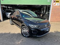 Zwart Gebruikt 2017 VW T-Roc SUV | € 22.995 (Goede deal)