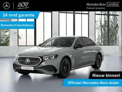 Grijs Gebruikt 2024 Mercedes E300 AMG line Sedan | € 75.895