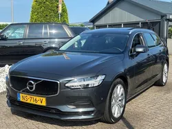 Grijs Gebruikt 2017 Volvo V90 Momentum Stationwagen | € 19.950 (Iets duurder)