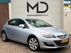 Grijs, metallic lak Gebruikt 2014 Opel Astra Business Hatchback | € 6.950 (Eerlijke prijs)