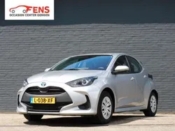 Grijs Gebruikt 2021 Toyota Yaris Hybrid Active Hatchback | € 18.940 (Goede deal)