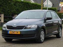 Grijs, metallic lak Gebruikt 2014 Skoda Rapid Active Hatchback | € 4.995 (Eerlijke prijs)