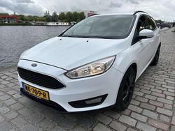 Wit Gebruikt 2017 Ford Focus Stationwagen | € 8.450
