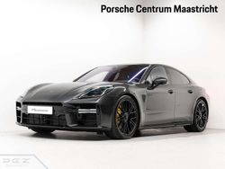 Grijs Nieuw 2025 Porsche Panamera Turbo S Sedan | € 289.990