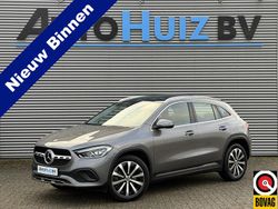 Grijs Gebruikt 2023 Mercedes GLA250 Luxury SUV | € 40.990