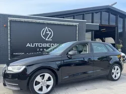 Zwart Gebruikt 2014 Audi A3 Sportback g-tron Attraction Sedan | € 7.450 (Goede deal)