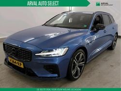 Blauw Gebruikt 2020 Volvo V60 R-Design Stationwagen | € 28.850 (Super prijs)