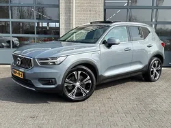 Grijs Gebruikt 2020 Volvo XC40 Inscription SUV | € 31.850 (Eerlijke prijs)