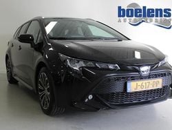 Zwart Gebruikt 2020 Toyota Corolla Stationwagen | € 16.348 (Eerlijke prijs)
