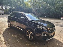 Zwart Gebruikt 2017 Peugeot 5008 GT-line MPV | € 22.000 (Eerlijke prijs)