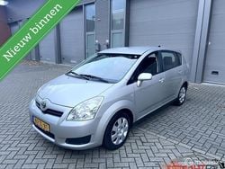 Grijs Gebruikt 2008 Toyota Verso MPV | € 3.650 (Goede deal)