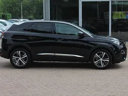 Zwart Gebruikt 2019 Peugeot 3008 GT-line SUV | € 22.550 (Goede deal)