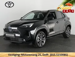 Zwart, metallic lak Gebruikt 2024 Toyota Yaris Cross Business Edition SUV | € 29.900 (Iets duurder)