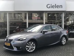 Grijs Gebruikt 2013 Lexus IS300h Sedan | € 19.900 (Iets duurder)