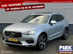 Grijs, metallic lak Gebruikt 2019 Volvo XC60 R-Design SUV | € 28.999
