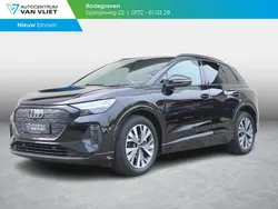 Mythoszwart metallic Gebruikt 2022 Audi Q4 e-tron Comfort SUV | € 29.900 (Super prijs)