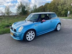 Gebruikt 2005 Mini John Cooper Works Hatchback | € 3.250