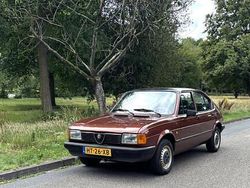 Bruin Gebruikt 1982 Alfa Romeo Alfasud Sedan | € 11.450