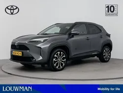 Grijs Gebruikt 2023 Toyota Yaris Cross SUV | € 28.745 (Eerlijke prijs)