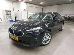 Zwart Gebruikt 2021 BMW 218 Sport Line Sedan | € 25.490 (Eerlijke prijs)