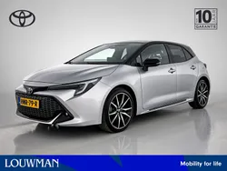 Grijs metallic Gebruikt 2024 Toyota Corolla Hybrid Sport Hatchback | € 34.950 (Iets duurder)