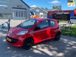 Rood Gebruikt 2006 Peugeot 107 Hatchback | € 1.600 (Eerlijke prijs)