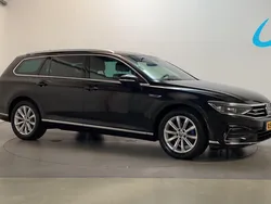 Zwart Gebruikt 2021 VW Passat Business Stationwagen | € 23.450 (Goede deal)