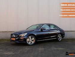 Blauw, metallic lak Gebruikt 2014 Mercedes C180 Avantgarde Sedan | € 17.900 (Eerlijke prijs)