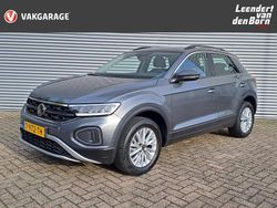 Grijs Gebruikt 2023 VW T-Roc Life SUV | € 23.495 (Goede deal)
