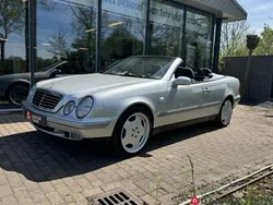 Grijs Gebruikt 1998 Mercedes CLK230 Cabriolet | € 16.950