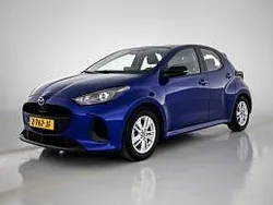 Blauw Gebruikt 2024 Mazda 2 Center-Line Hatchback | € 24.295 (Eerlijke prijs)