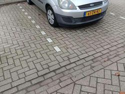Zilver Gebruikt 2008 Ford Fiesta Cool & Sound Edition Hatchback | € 1.650 (Goede deal)