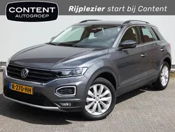 Grijs Gebruikt 2021 VW T-Roc Business SUV | € 21.940 (Goede deal)