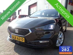 Zwart, metallic lak Gebruikt 2020 Seat Leon Style Stationwagen | € 17.950 (Eerlijke prijs)