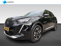 Zwart Gebruikt 2021 Peugeot 2008 Allure SUV | € 17.940 (Eerlijke prijs)